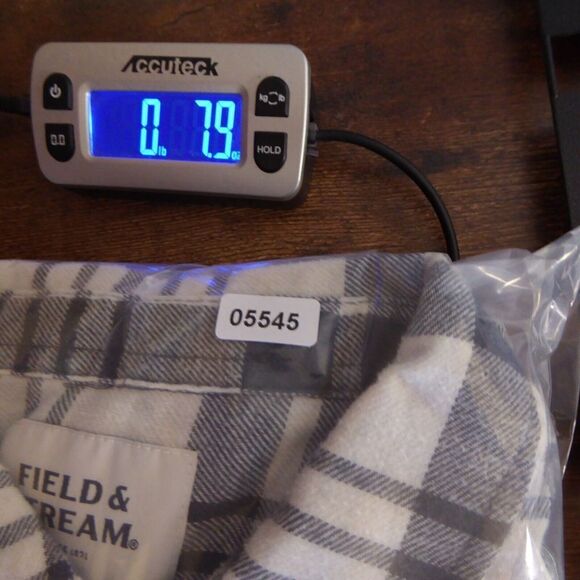 Field And Stream Shirt Women's Large White Gray Plaid Light Flannel Outdoors - Picture 7 of 7